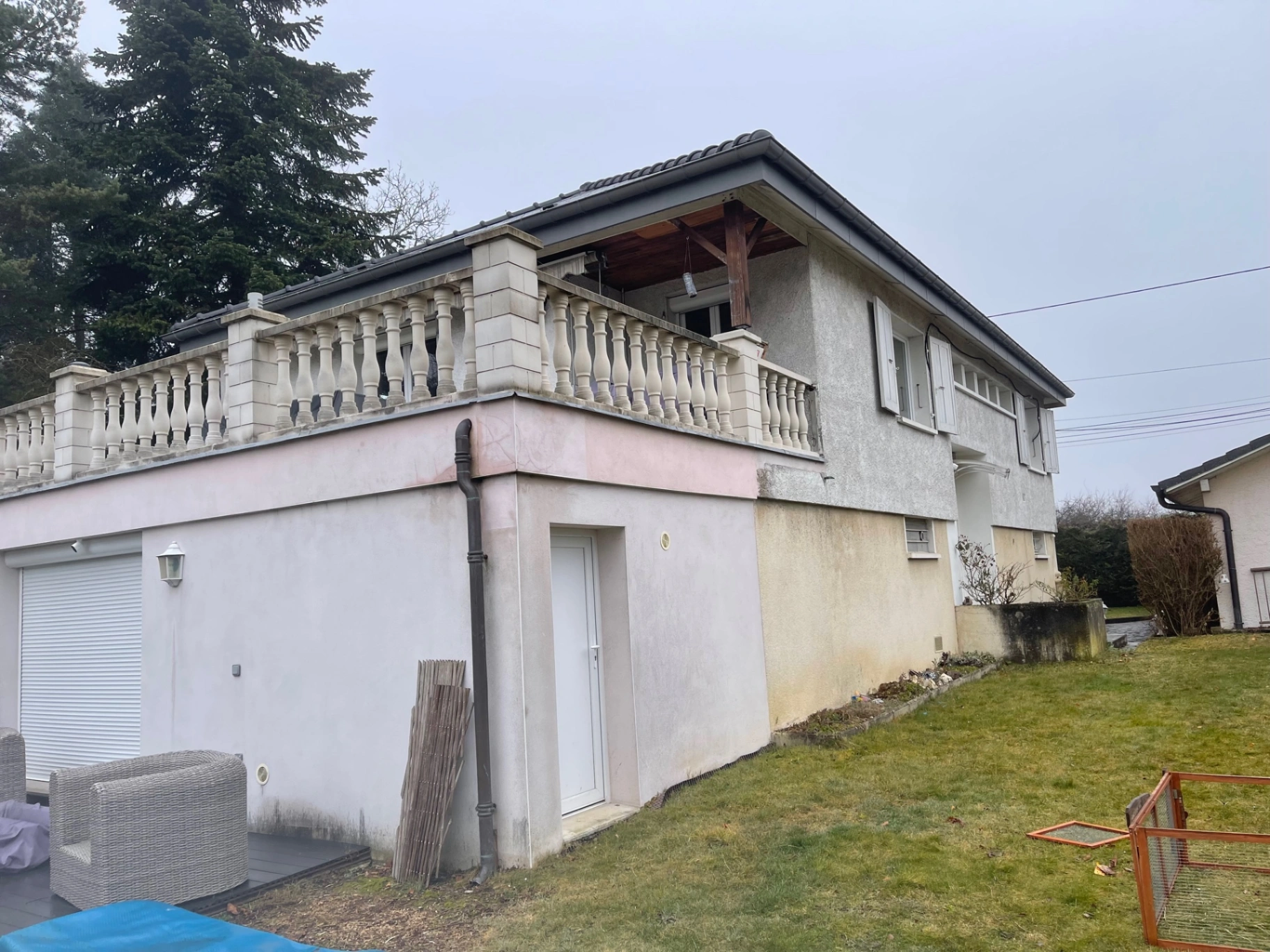 photo-facade-saint-genis-pouilly-01630-avant-isolation-thermique-exterieure