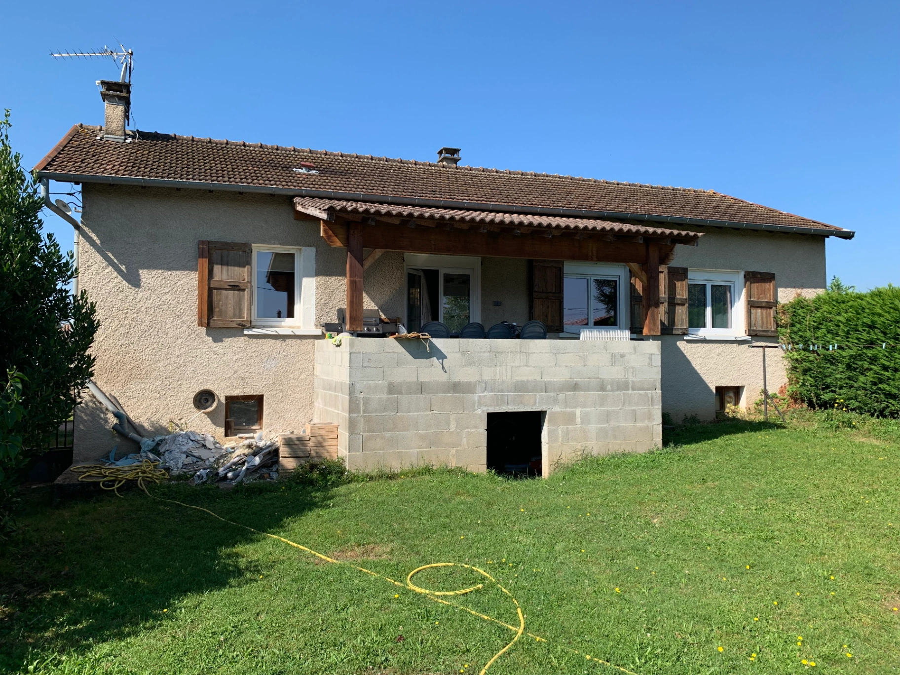 photo-facade-saint-symphorien-dancelles-71570-avant-isolation-thermique-exterieure