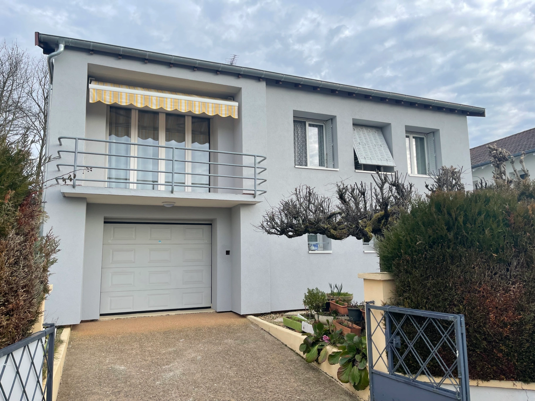 photo-facade-macon-71000-apres-isolation-thermique-exterieure