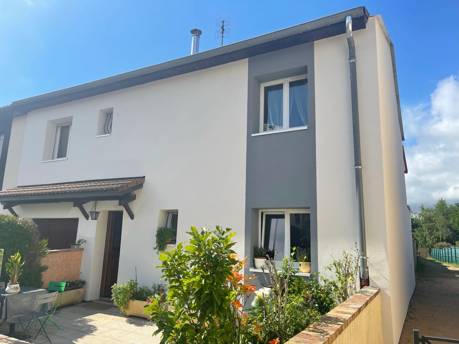 photo-facade-macon-71000-apres-isolation-thermique-exterieure