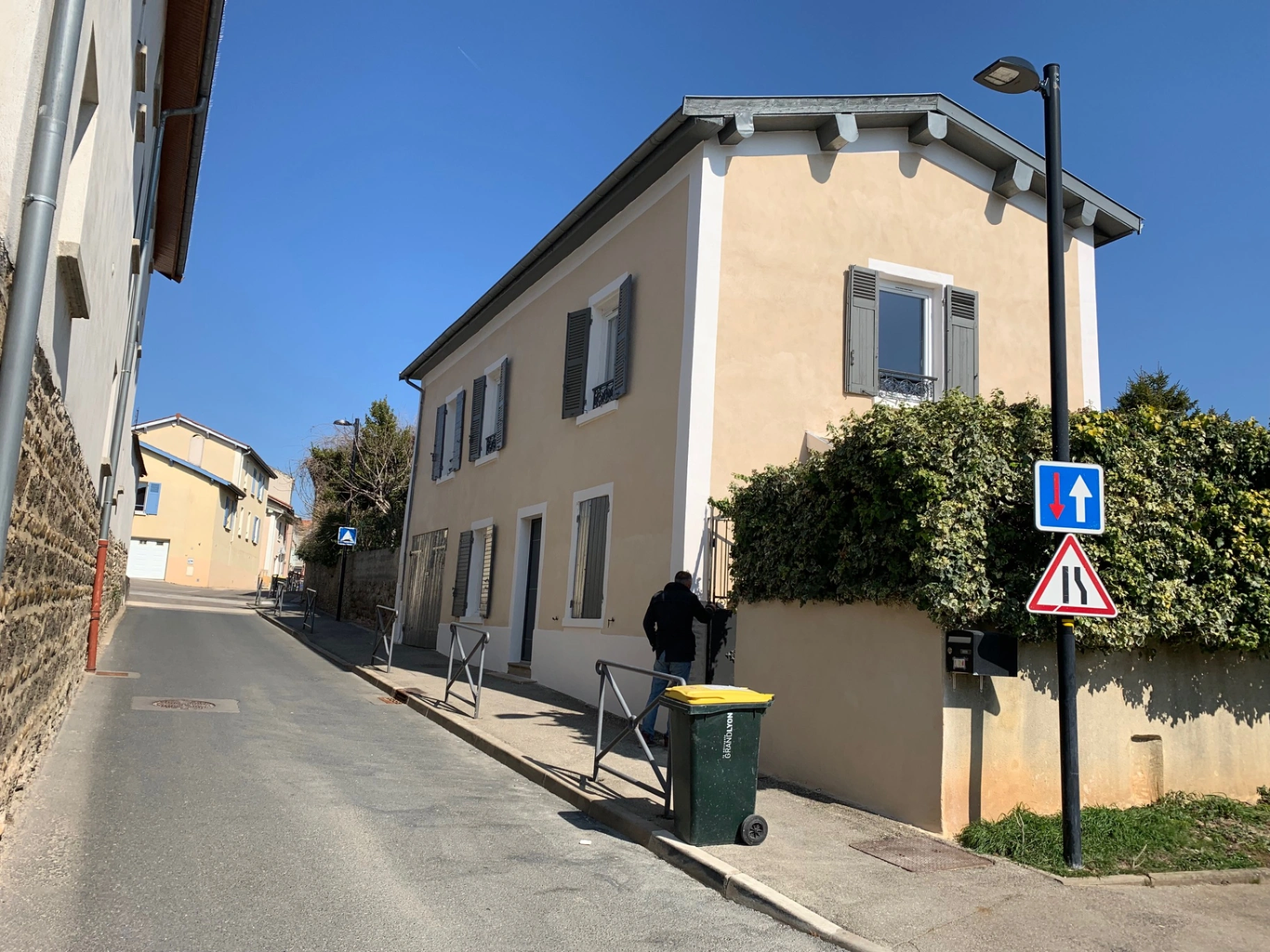 photo-facade-solaize-69360-apres-ravalement