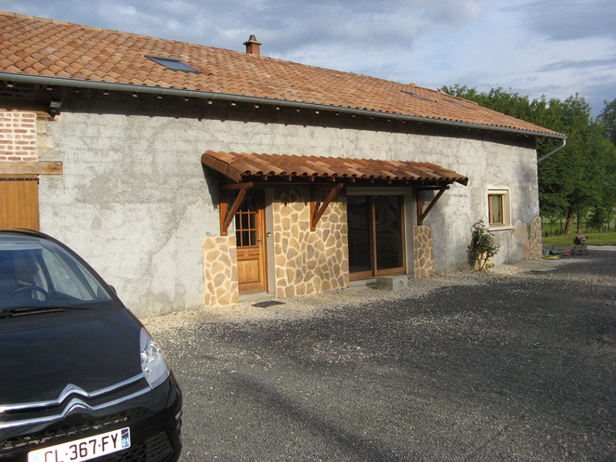 photo-facade-cras-sur-reyssouze-01340-avant-ravalement