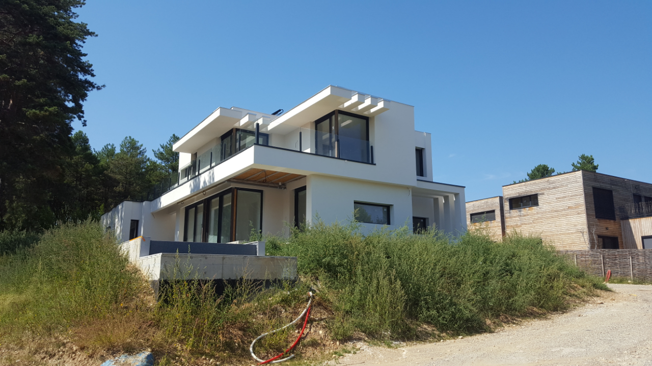 photo-facade-saint-didier-au-mont-dor-69370-apres-ravalement