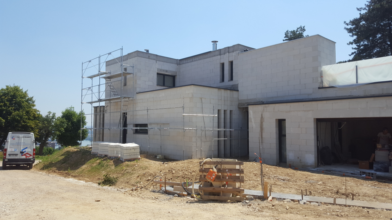 photo-facade-saint-didier-au-mont-dor-69370-avant-ravalement