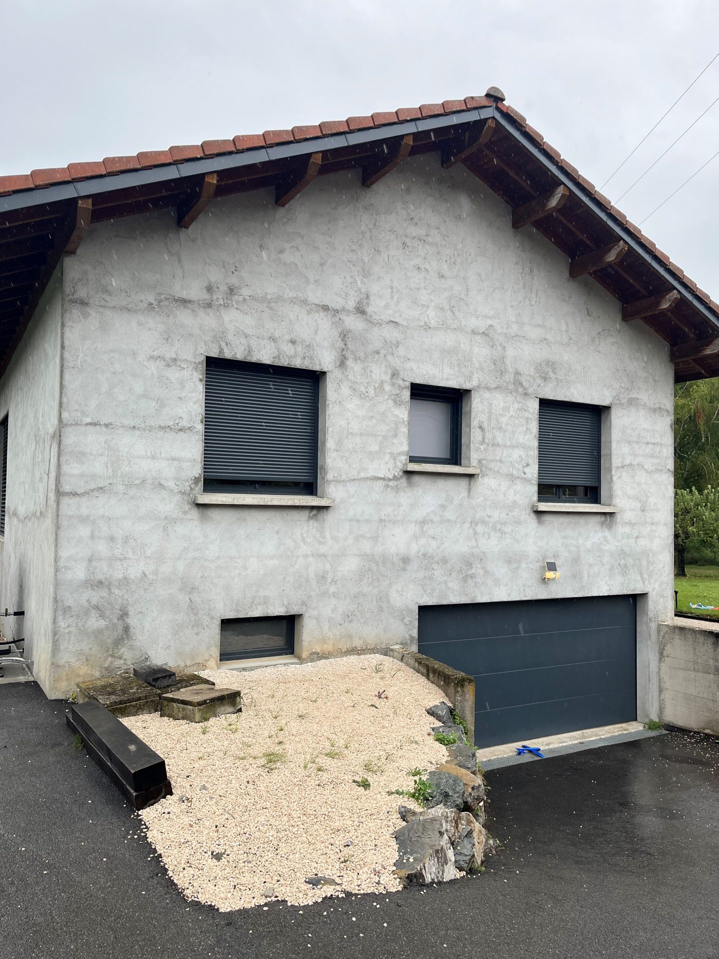 photo-facade-sciez-74140-avant-ravalement