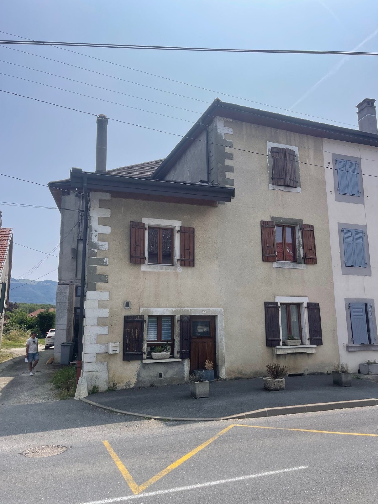 photo facade avant renovation viry 74580