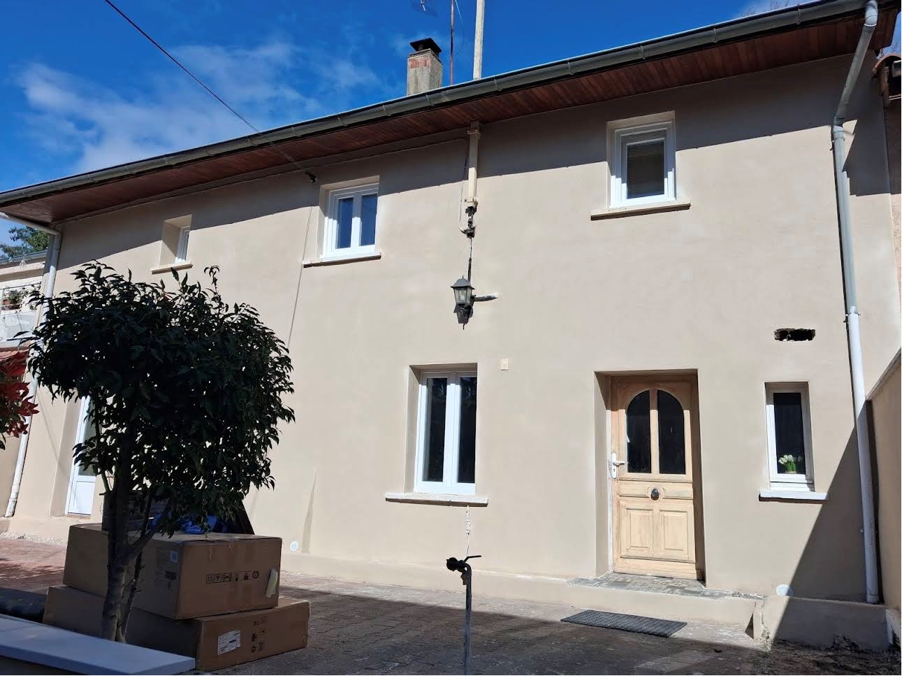 ravalement-facade-montmerle-sur-saone-apres