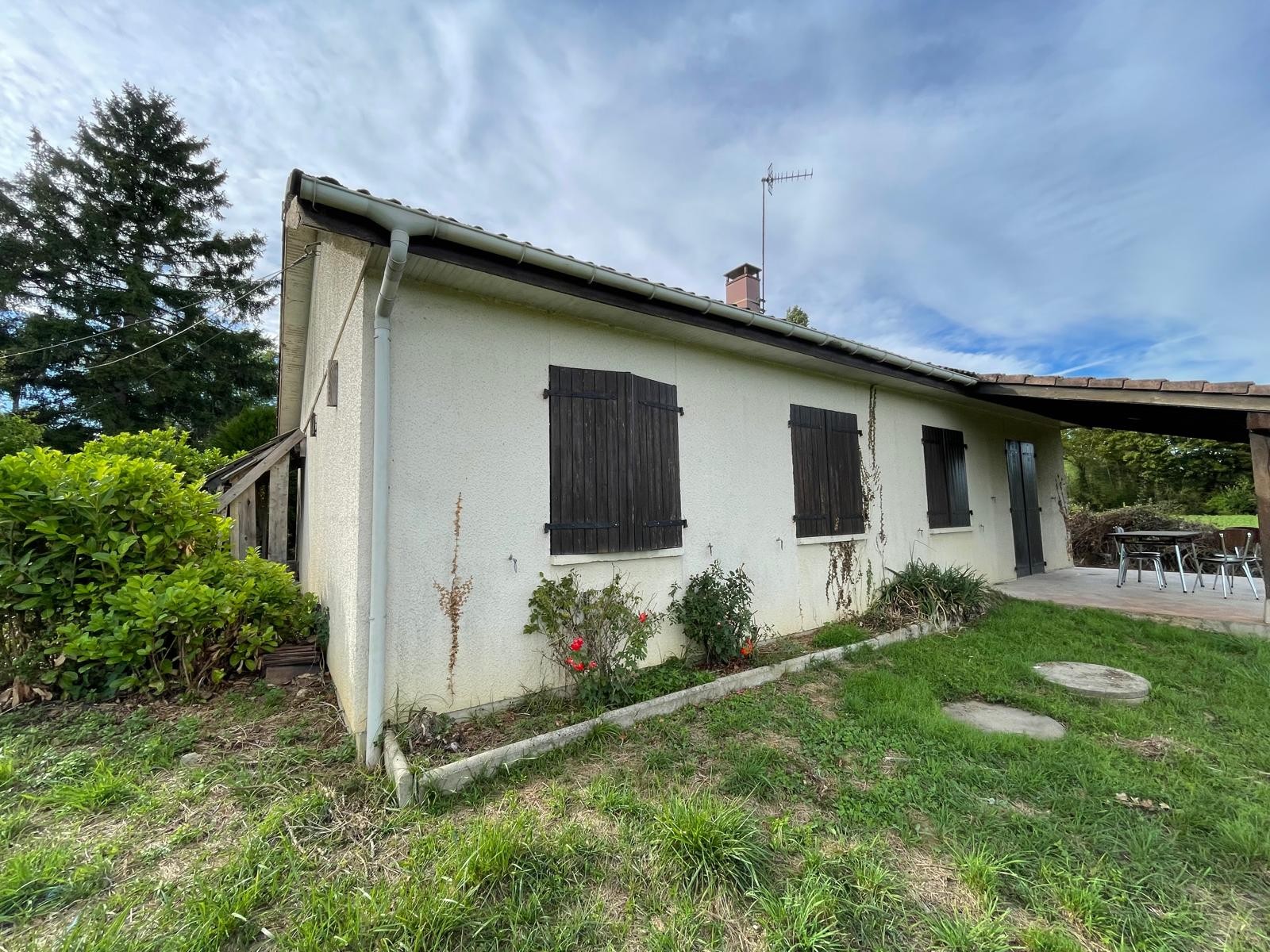photo facade a biziat avant isolation thermique exterieure
